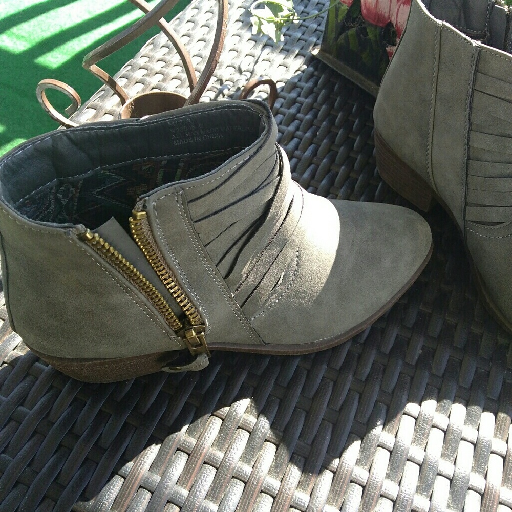 Booties - Picture 2 of 3